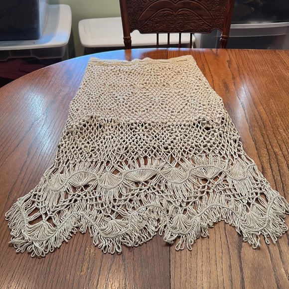 POL Crochet Maxi Skirt With Knit Mini Skirt Lining And Crochet Layer In Tan L - Picture 7 of 8